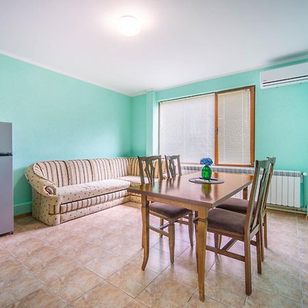 Апартамент Морски Бриз Balchik Ngoại thất bức ảnh